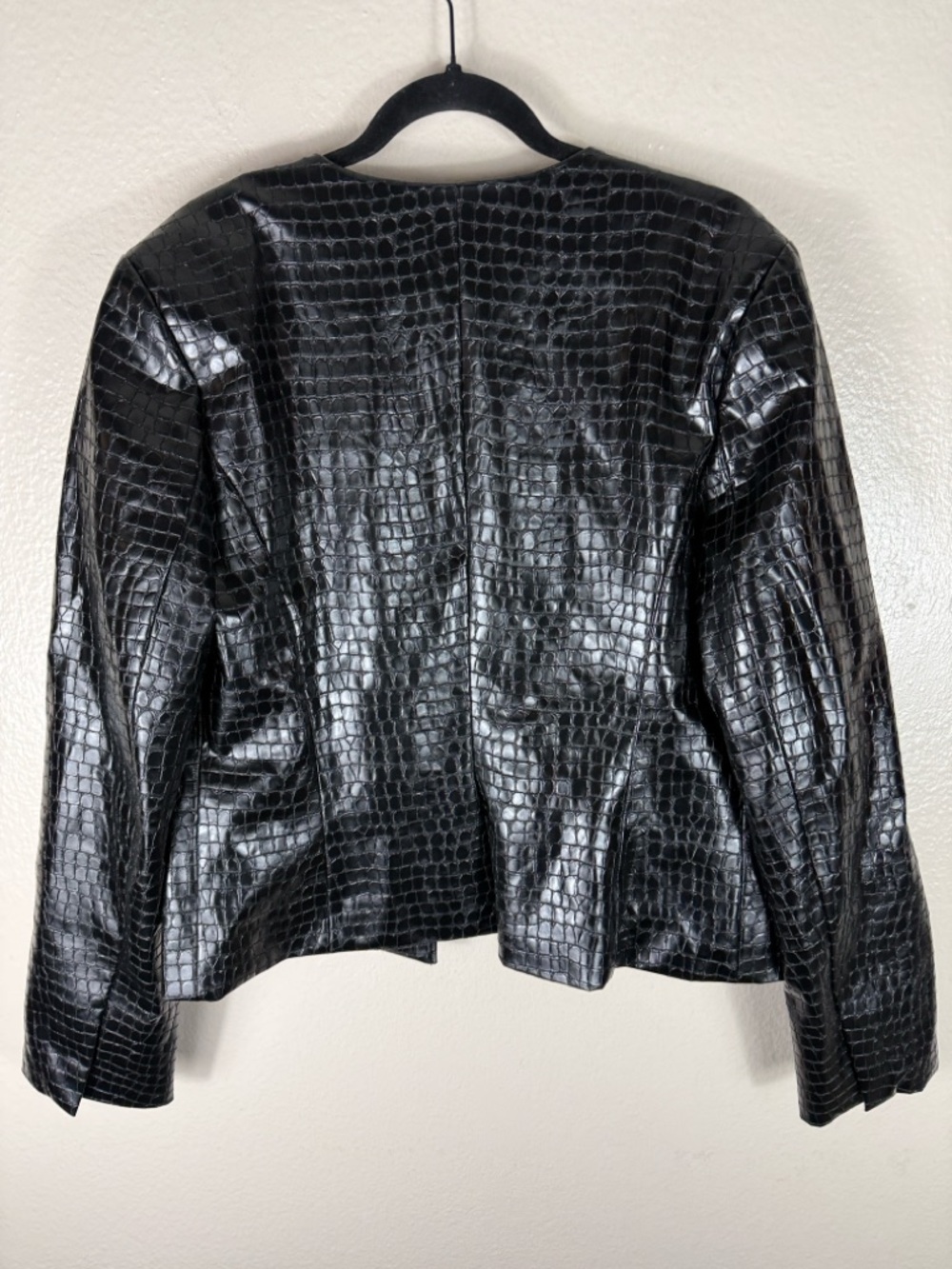 L'Academie By Marianna Alisson Jacket in Black - Picture 7 of 7
